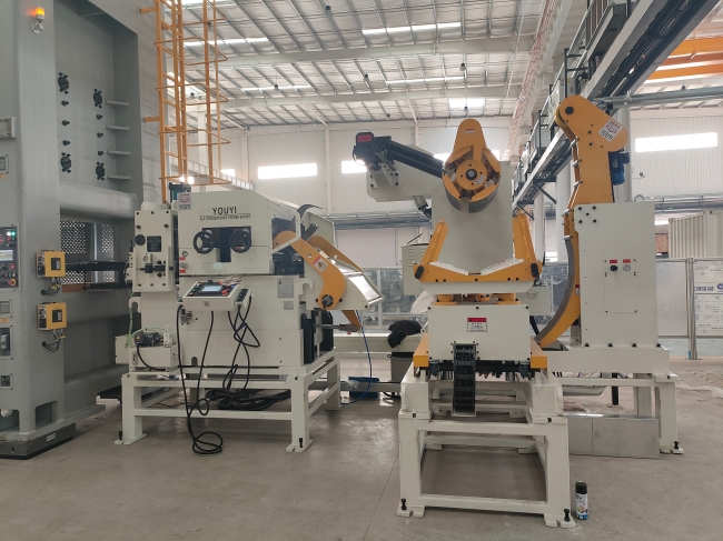沖床三合一送料機(jī)送料不準(zhǔn)的常見原因及解決方法解析